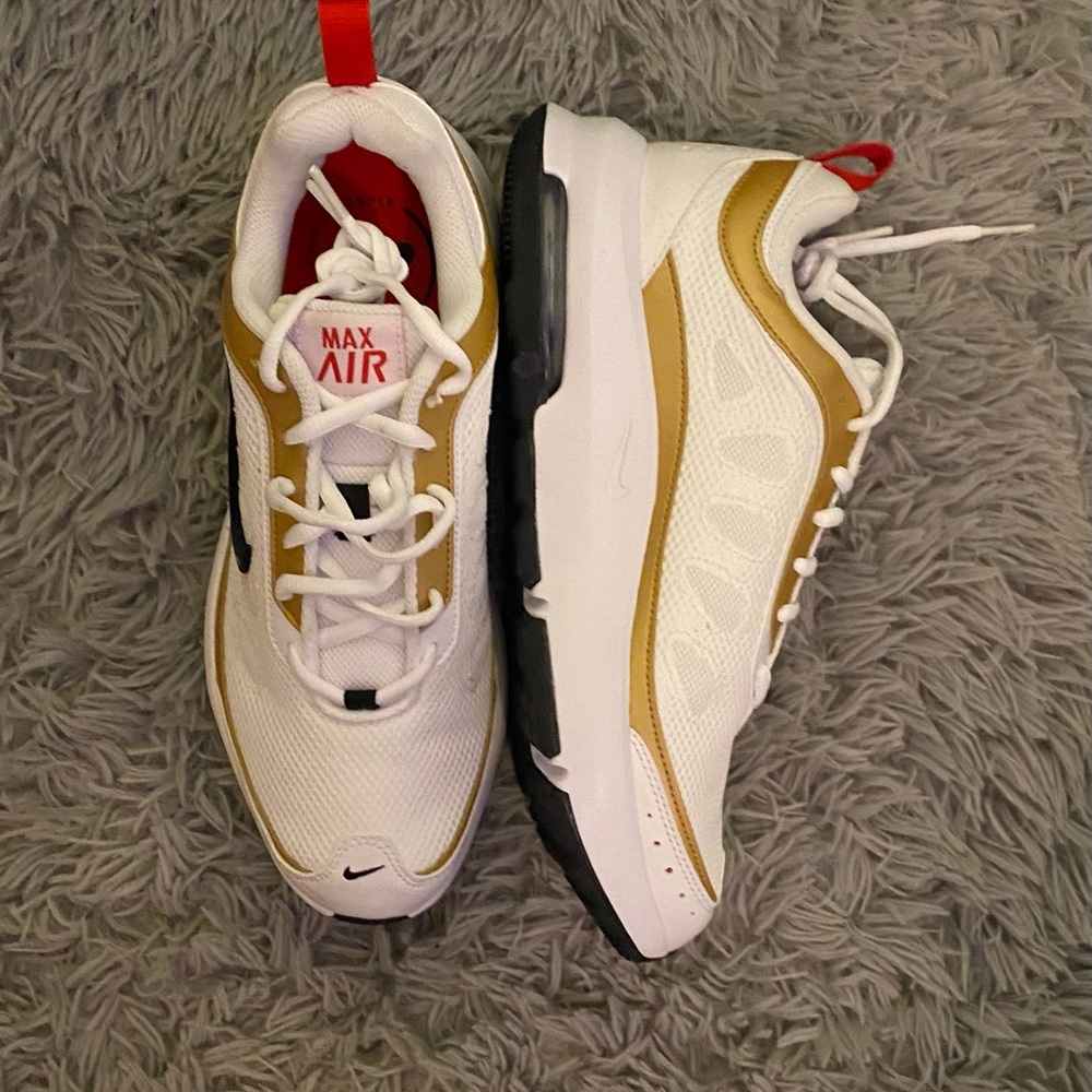Nike Air Max AP